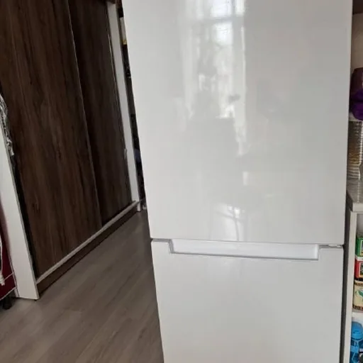 Холодильник Indesit