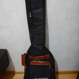 Ведро, швабра, отпариватель, кабели, наушники, стойка для гитары 9
