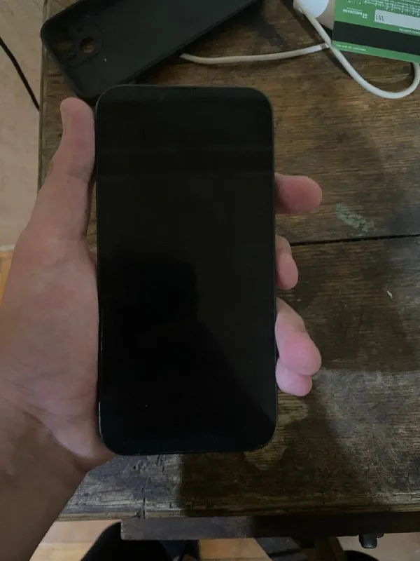 iPhone 13 1