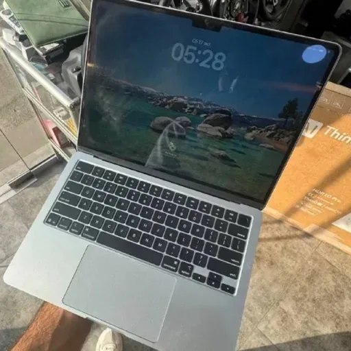 MacBook Air 2025 M4 13-inch 24/512GB