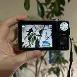 Samsung PL100 — цифровая Y2K-камера 2