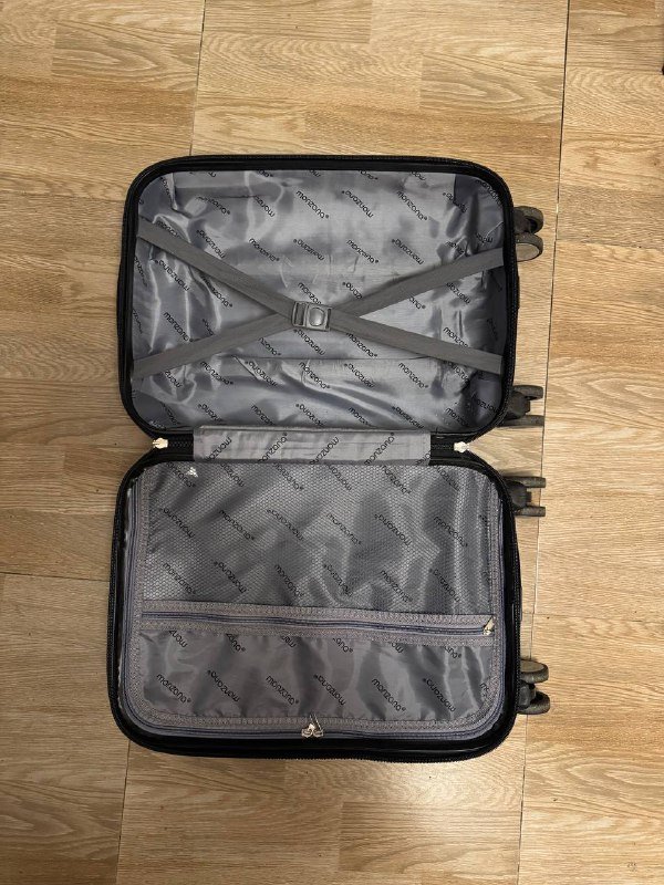 Чемодан 50 лари