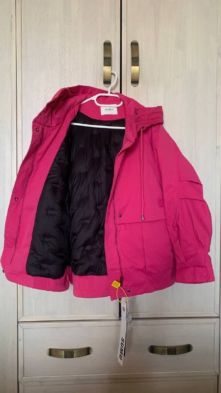 Женская куртка на осень-зиму, покрывало с наволочками