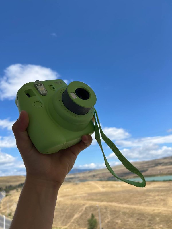 Камера моментальной печати instax mini 9 лайм 5