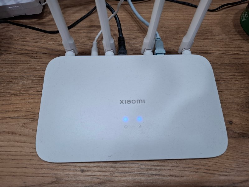 Квадрокоптер Dji Mavic Air, Роутер Xiaomi Mi Router 4a, Роутер Xiaomi AC1200 3
