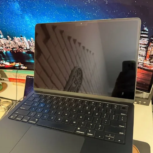 MacBook Air M2