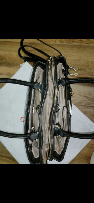 Сумка Guess оригинал с ремешком 34×20 3