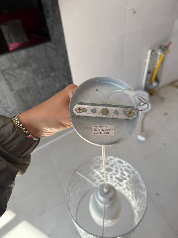 Подвесной светильник с абажуром 2