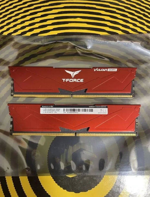 Оперативная память DDR5 Teamgroup T-Force 32 GB