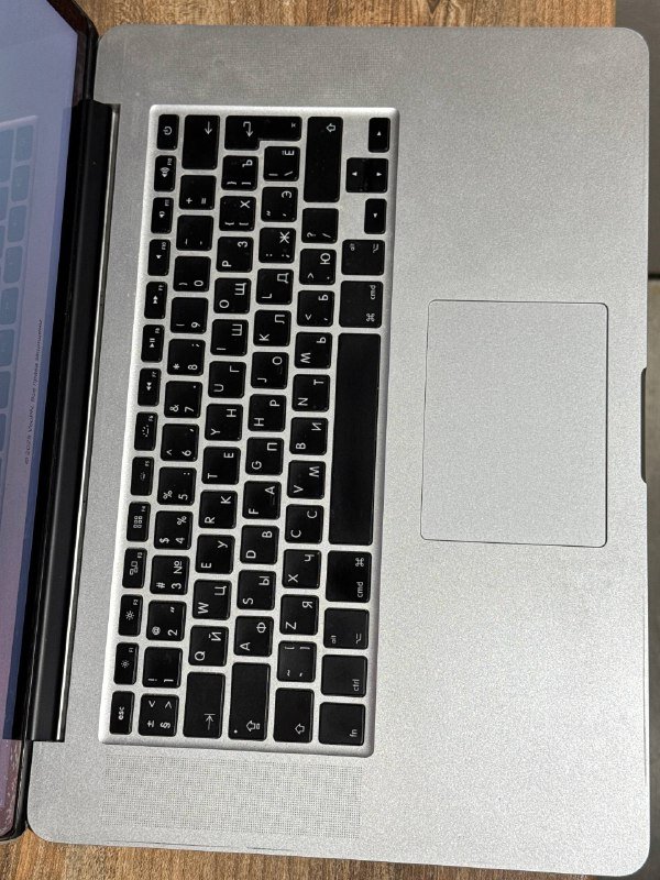 Монитор Dell P2720D, ноутбук 2015 года, фотоаппарат Зенит, FPV дрон GEPRC 7