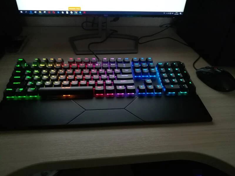 Механическая клавиатура ZET GAMING Blade на красных свичах 3