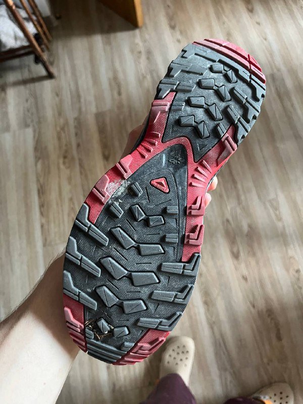 Salomon кроссовки 41.5 размер 4