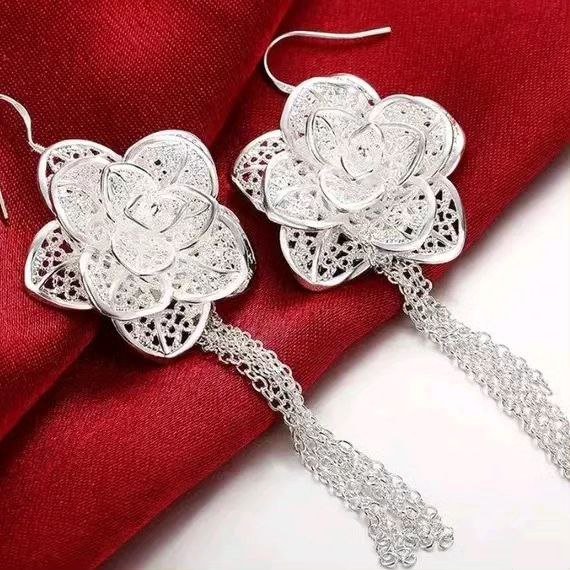 Комплект бижутерии серьги колье кольцо 2