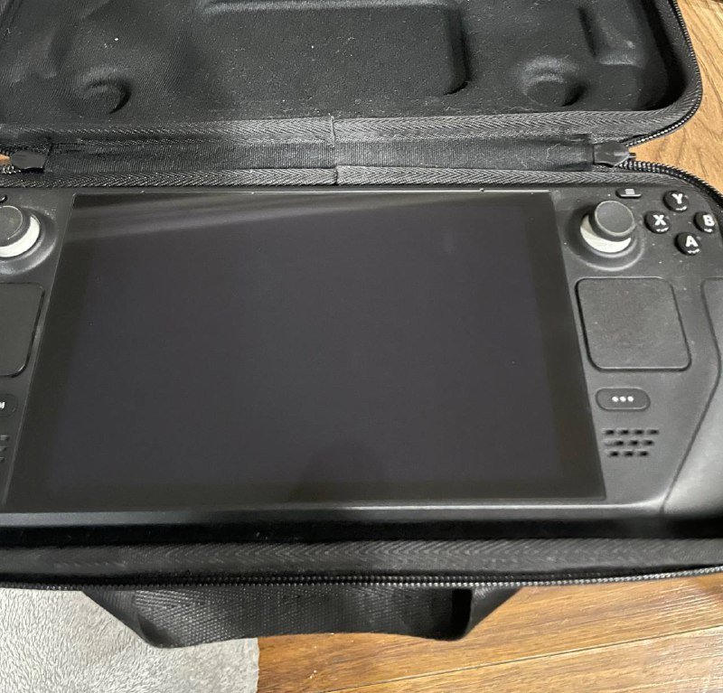 Игровая портативная консоль Steam Deck 256 ГБ