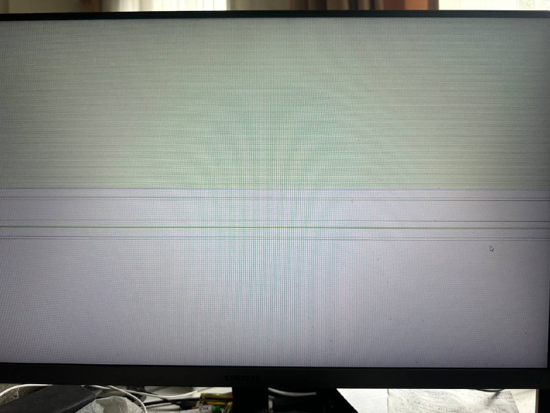 клавиатура HyperX Alloy Elite 2, наушники JBL Tune 510BT, монитор Samsung 27" QHD 6