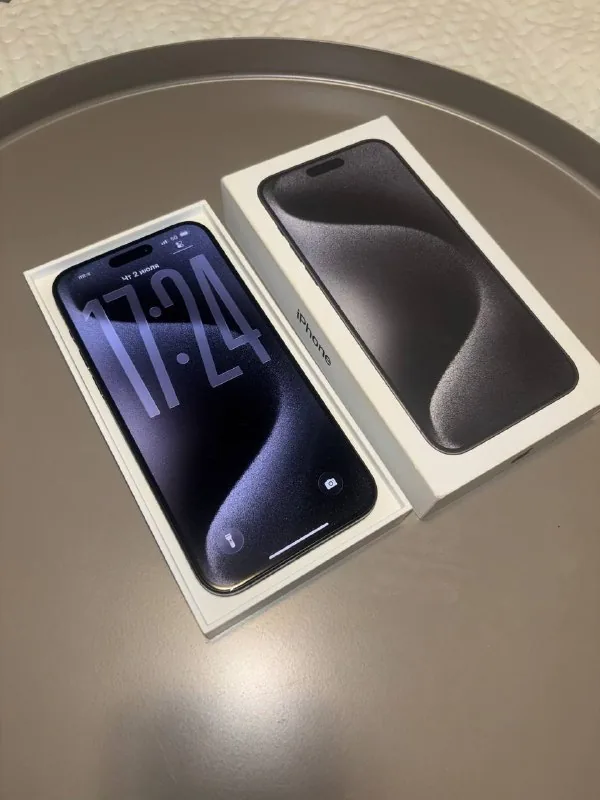 iPhone 15 pro max Black Titanium 512gb 1