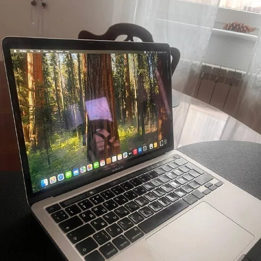 MacBook Pro 13 inch 2020 Intel Core i5 8GB 256GB