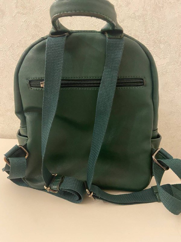 Зеленый рюкзак, черный кожаный рюкзак 2