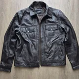 Кожаная куртка, кеды Nike, кеды Diesel 4