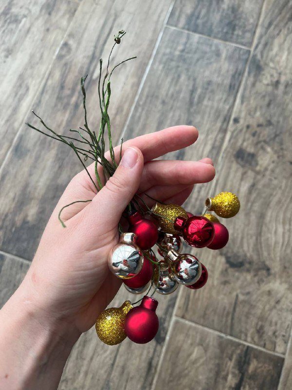 Новогодние шарики 2