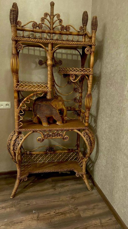 Ротанговая этажерка