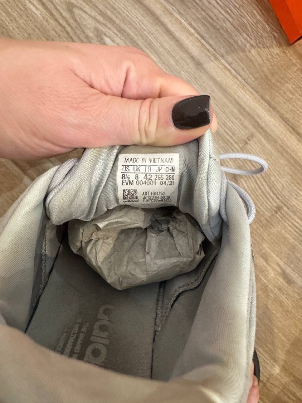 Adidas Ozеlia кроссовки 3