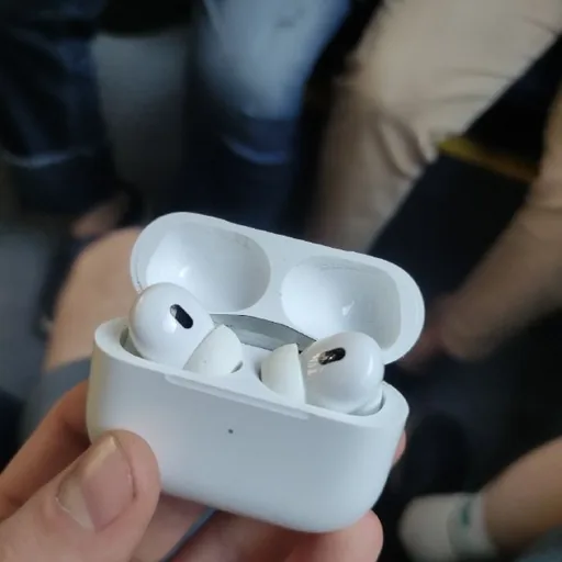 Apple AirPods Pro 2