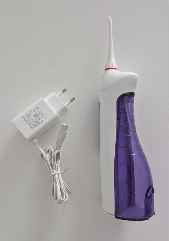Электрическая зубная щётка Oral B, Триммер Philips one blade, Триммер для бороды VGR, Станок для бритья 7