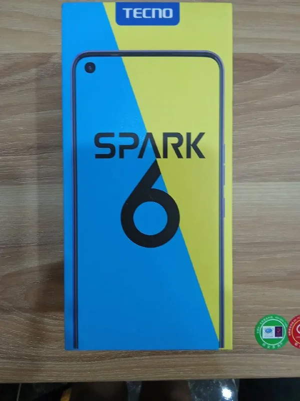 Телефон SPARK 6 128 Гб 1