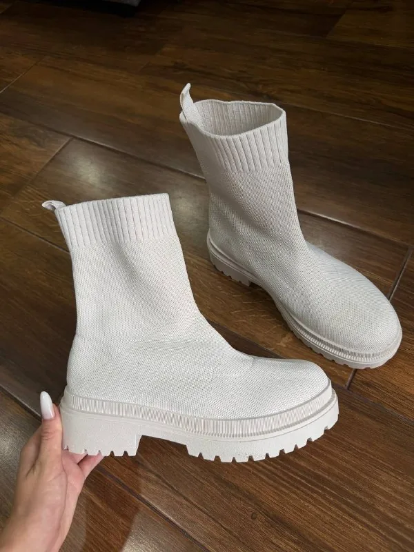 Белые ботинки, лоферы, ботинки River Island, босоножки 1