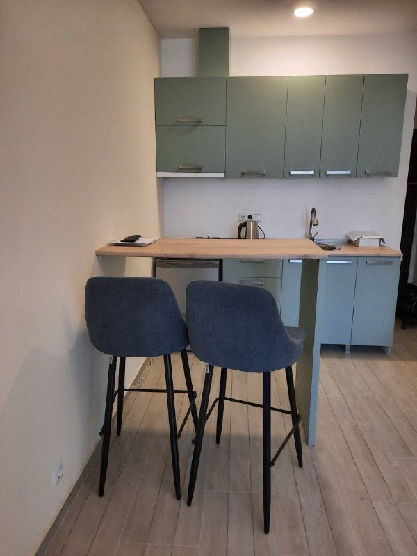 Сдается студия возле парка Леси Качинских 3