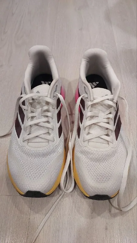 Кроссовки adidas 1