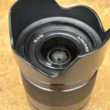 Объектив Sony 28 мм f/2.0 1