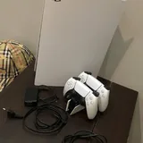 PlayStation 5 с дисководом, 2 джойстика, зарядная станция 2