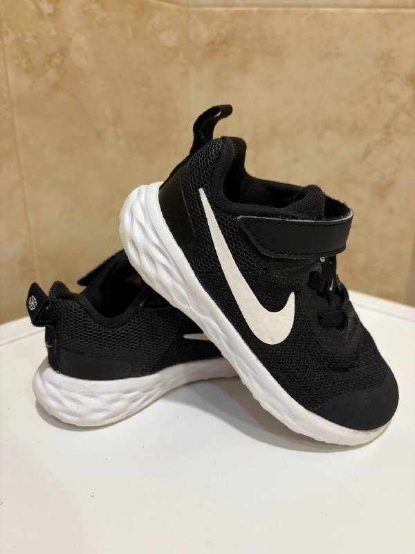Кроссовки Nike размер 23.5 детские