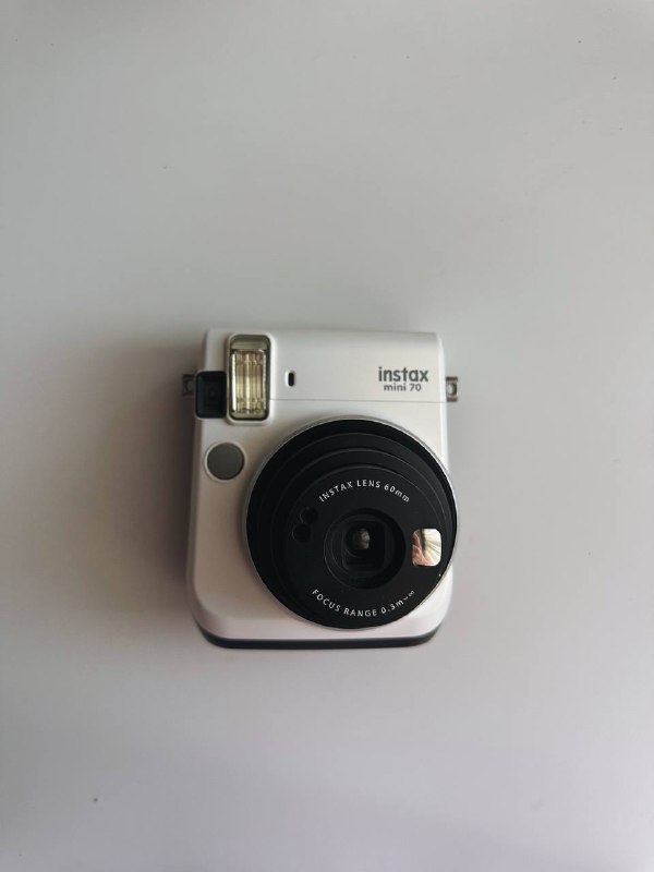 Instax Mini 70 фотоаппарат с тремя наборами картриджей и чехлом