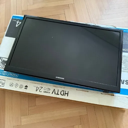 Samsung HD TV 24 inches