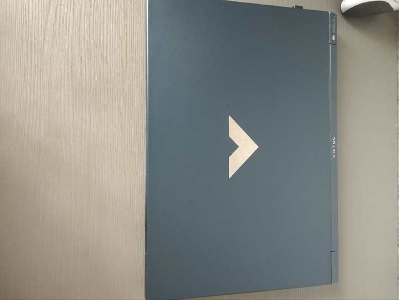 Ноутбук игровой Lenovo LOQ 15IAX, HP Victus 16 6