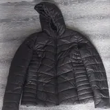 Куртки, джинсовое платье, простыни 2