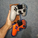 Настенные крепления для геймпадов PS4 и PS5 4