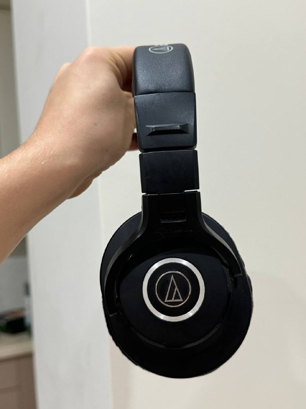 Студийные наушники Audio technica ATH-m40x