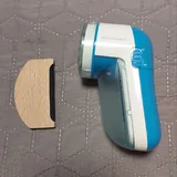 Селфи-палка, веб-камера, USB-хаб, коврик, калькулятор, удлинитель, машинка для катышков, расчёска 9