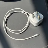 Apple USB-C to Lightning кабель, зарядное устройство 2