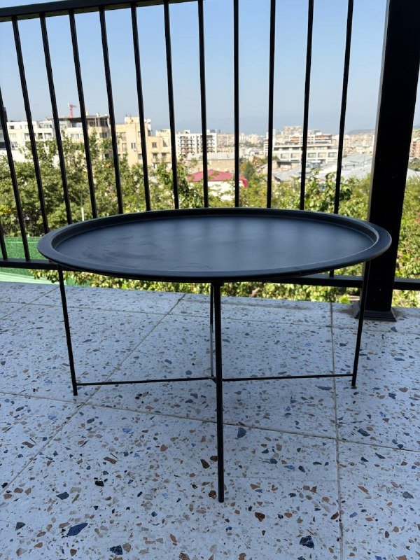 Железный столик 2