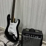 Электрогитара Fender Squier Stratocaster, комбик Fender Frontman 10G 4