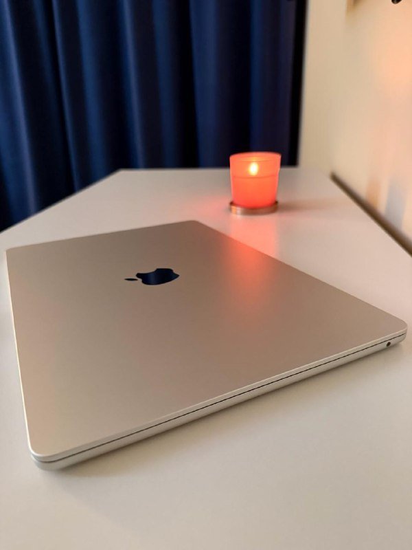 MacBook Air M2 15 8GB 256GB