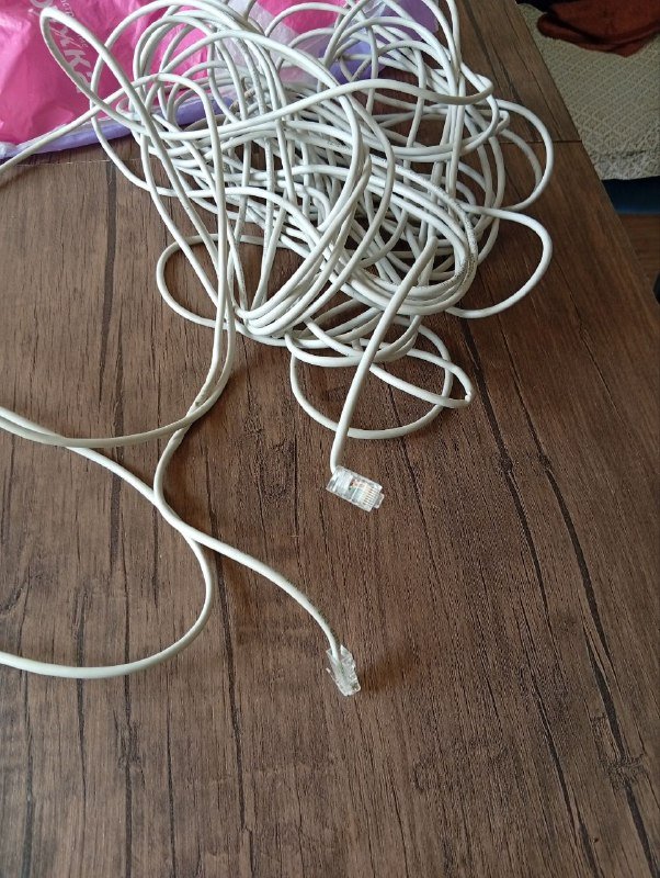 Длинный кабель для интернета