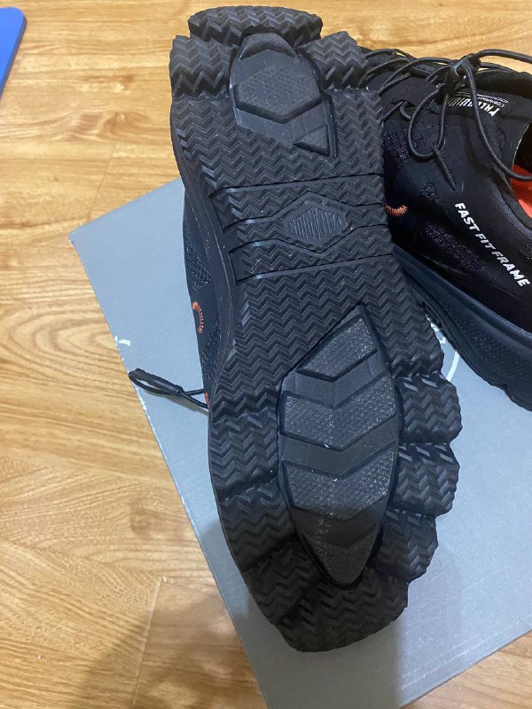 Palladium sneakers 4