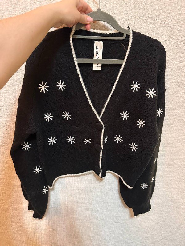 Красная водолазка с открытой спиной, кардиган, боди с воланами, лонгслив Гарри Поттера, платье 10