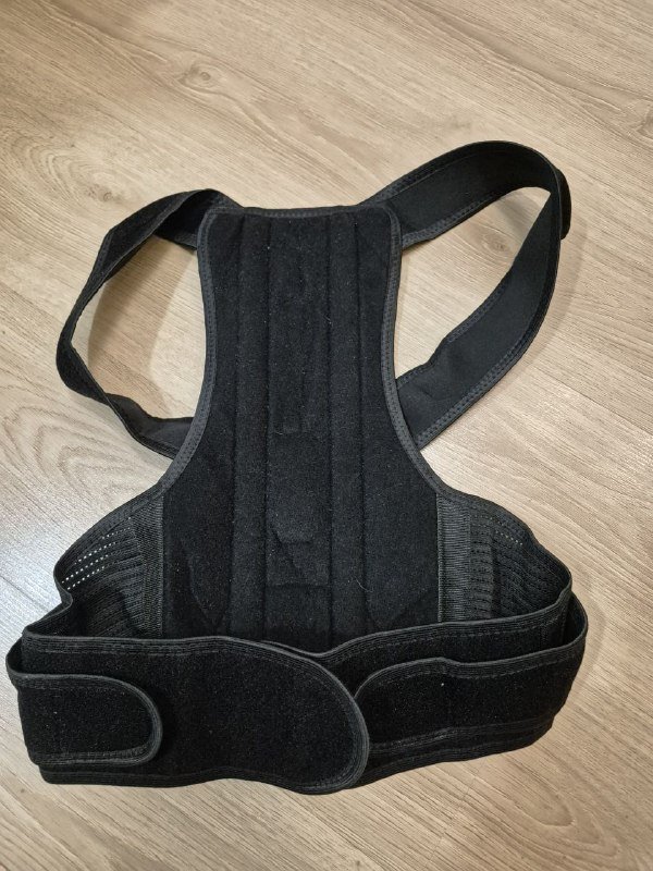 samsung s3, корректор осанки M и L, книга IELTS 19, боксерские бинты, боксерские перчатки 4